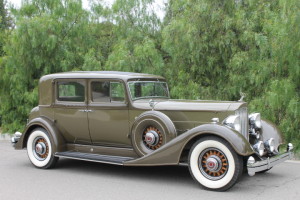 1934 Packard 12 1107 Club Sedan